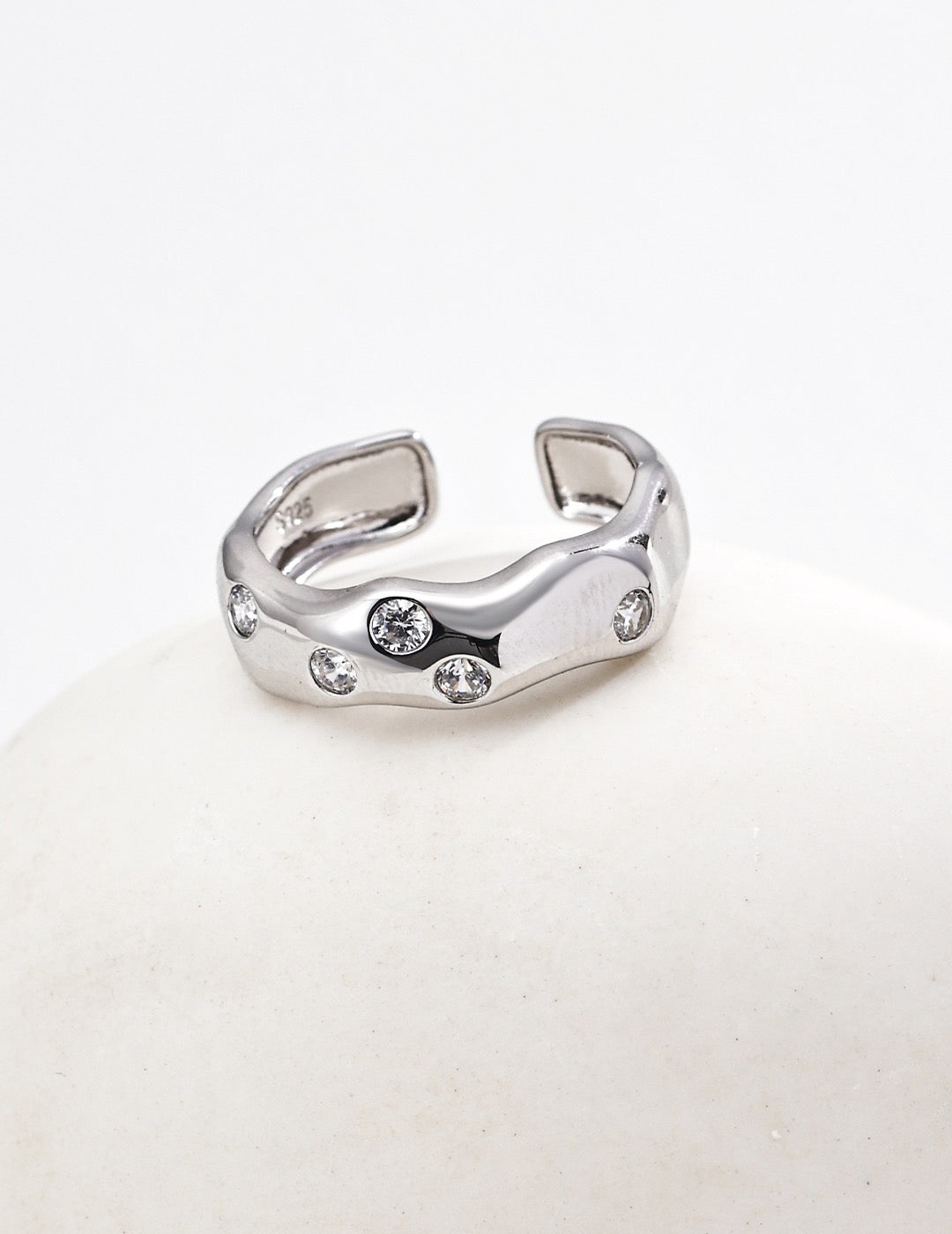 Starry S925 Sterling Silver Ring with Cubic Zirconia