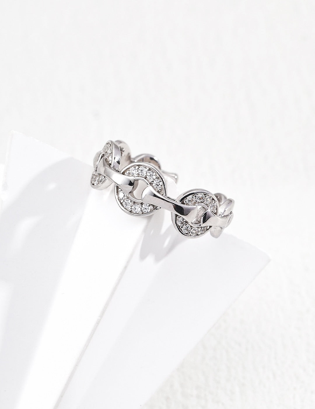 Chain-Link S925 Sterling Silver Ring with Cubic Zirconia