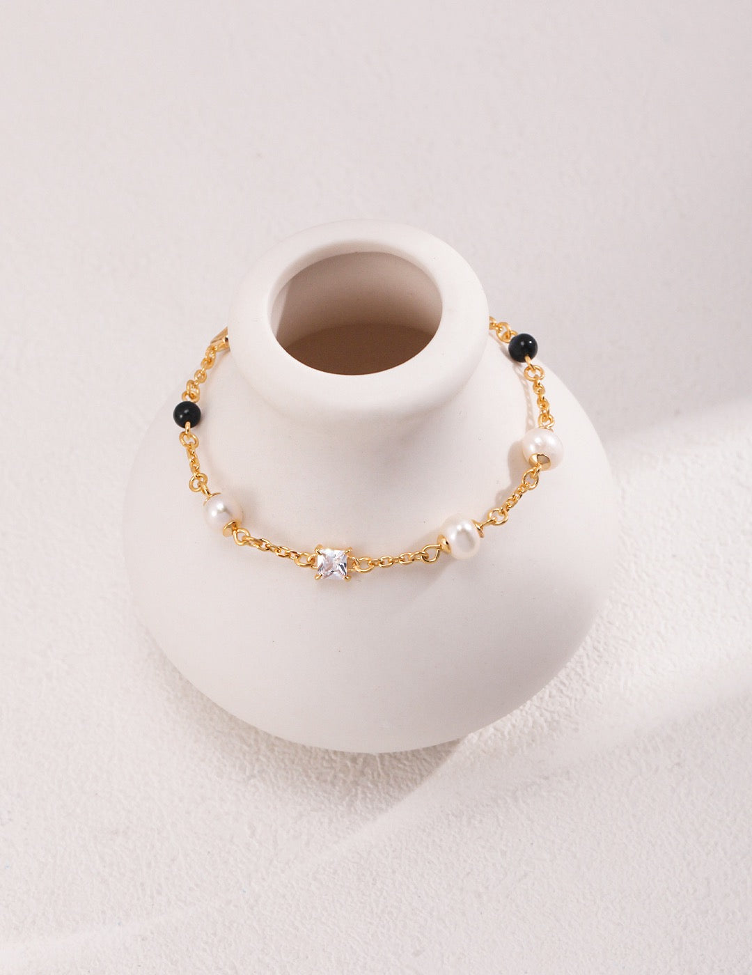 Sterling Silver Pearl Bracelet with Black Onyx