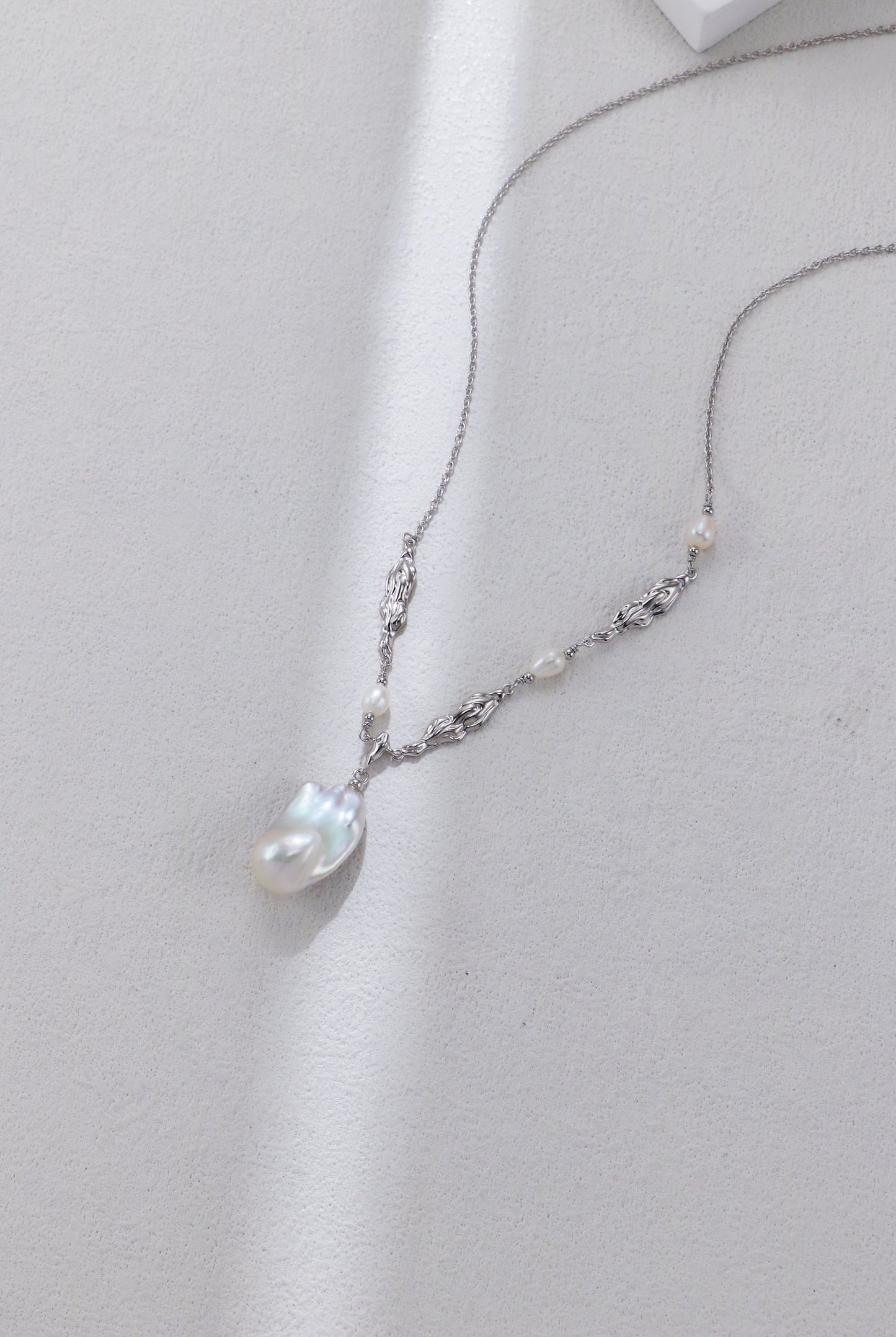 S925 Sterling Silver Baroque Pearl Necklace