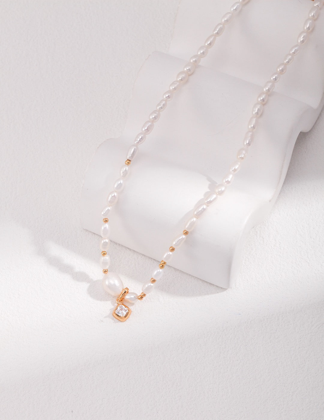 Vintage Gold S925 Sterling Silver Pearl Necklace