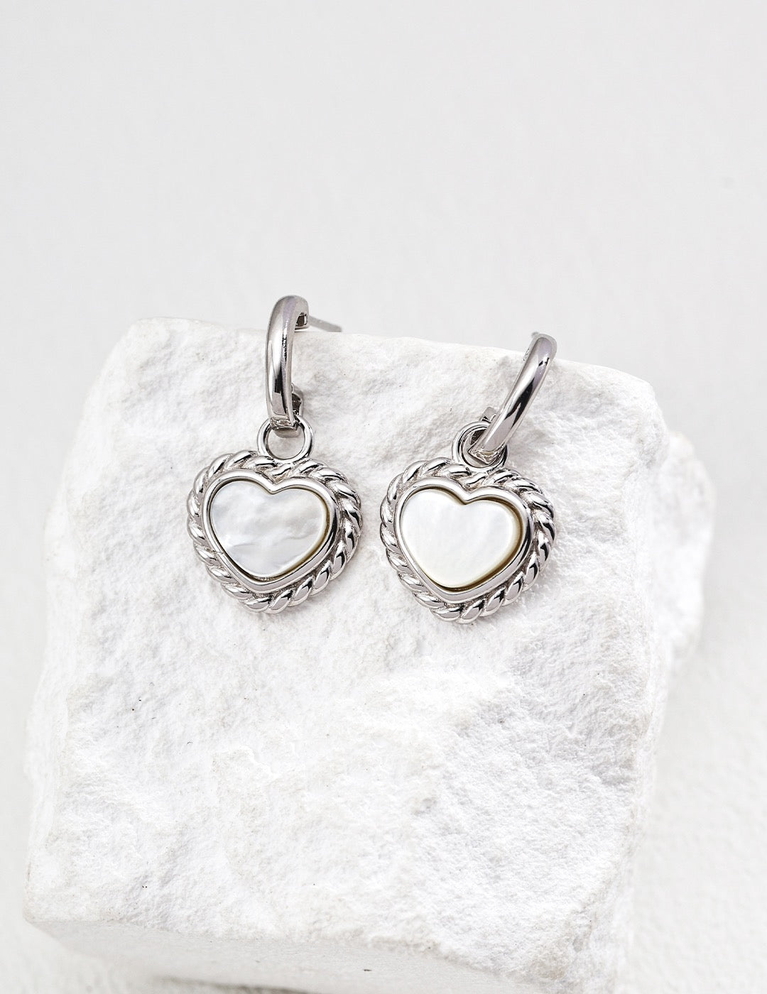S925 Silver Vintage Natural White Mother-of-Pearl Heart Earrings