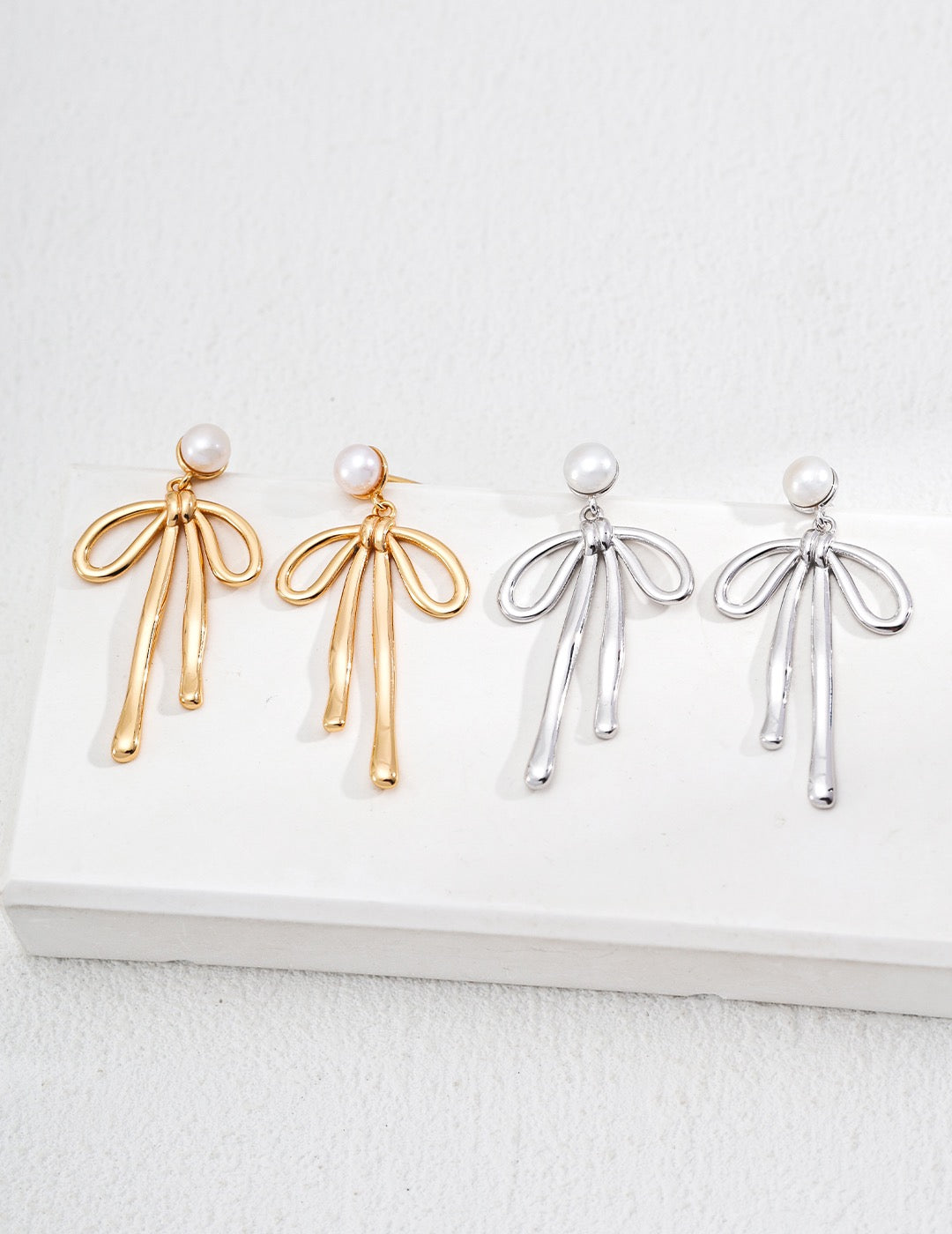 Ribbon S925 Sterling Silver Earrings with Natural Pearl
